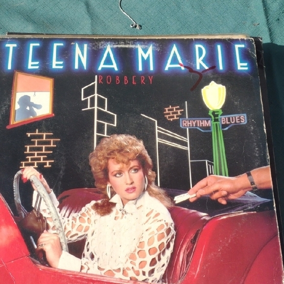 Teena Marie 'Robbery' Vinyl Record - Picture 1 of 2